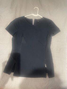 Theory Classic Navy Women's Short Sleeve Peplum Top